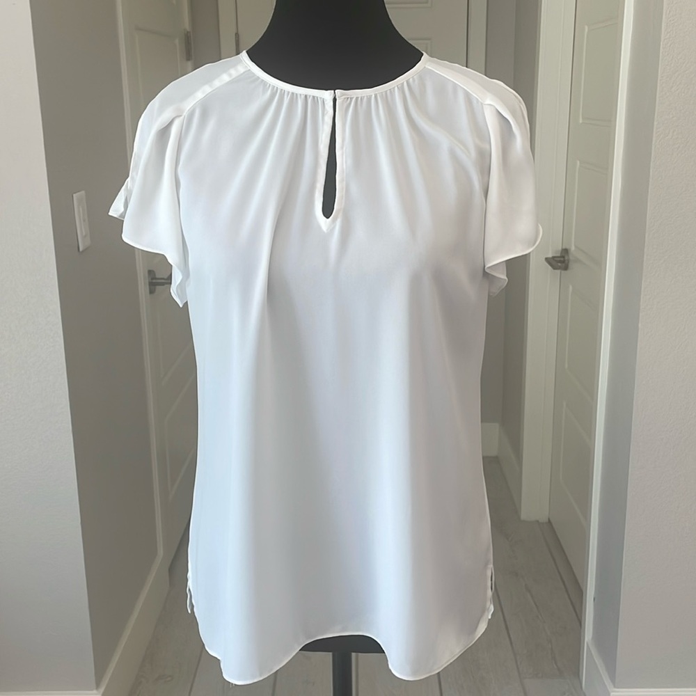 1.State White Short Flutter Sleeved Top Size S